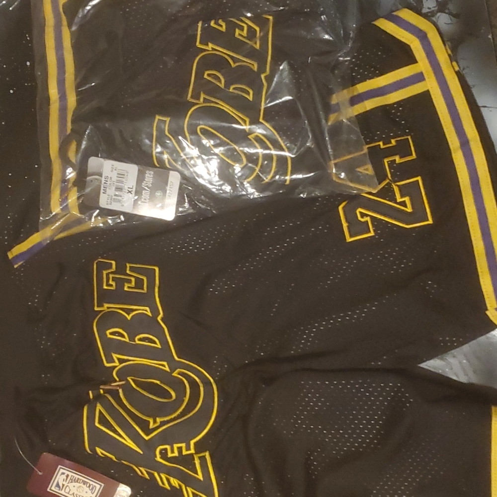 NBA shorts Kobe double numbers sz xl